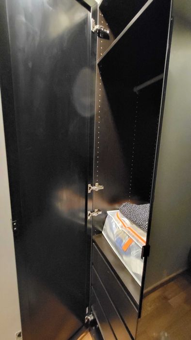 Sprzedam 3 czarne, szklane drzwi 50x230x2 cm do szafy IKEA system PAX