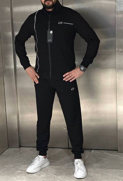 Спортивный костюм мужской Emporio Armani Exchange