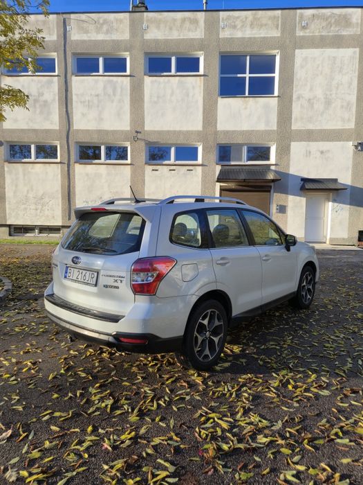Sprzedam Subaru Forester xt polski salon!