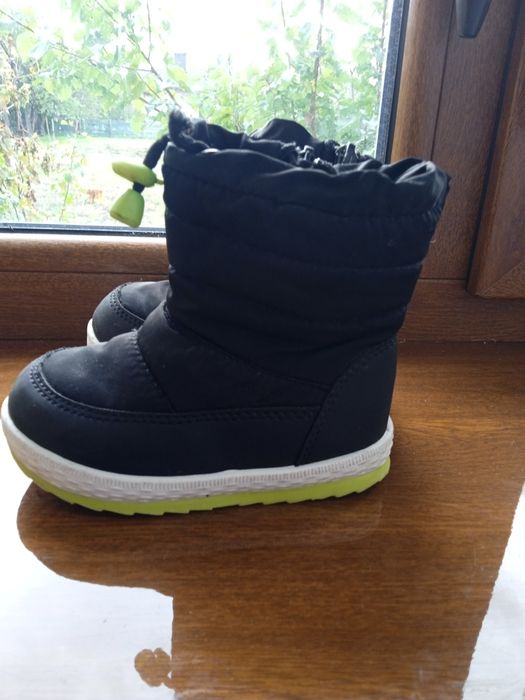 Чоботи зимові дитячі