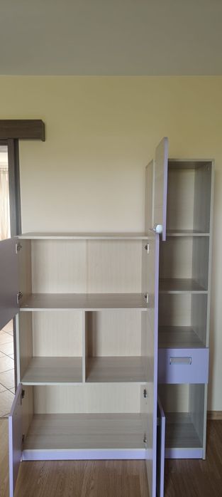 Komplet mebli do pokoju dziecięcego