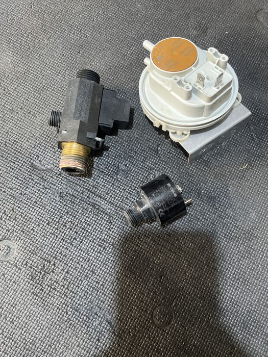 Peças Caldeira Roca vitoria 24/24T