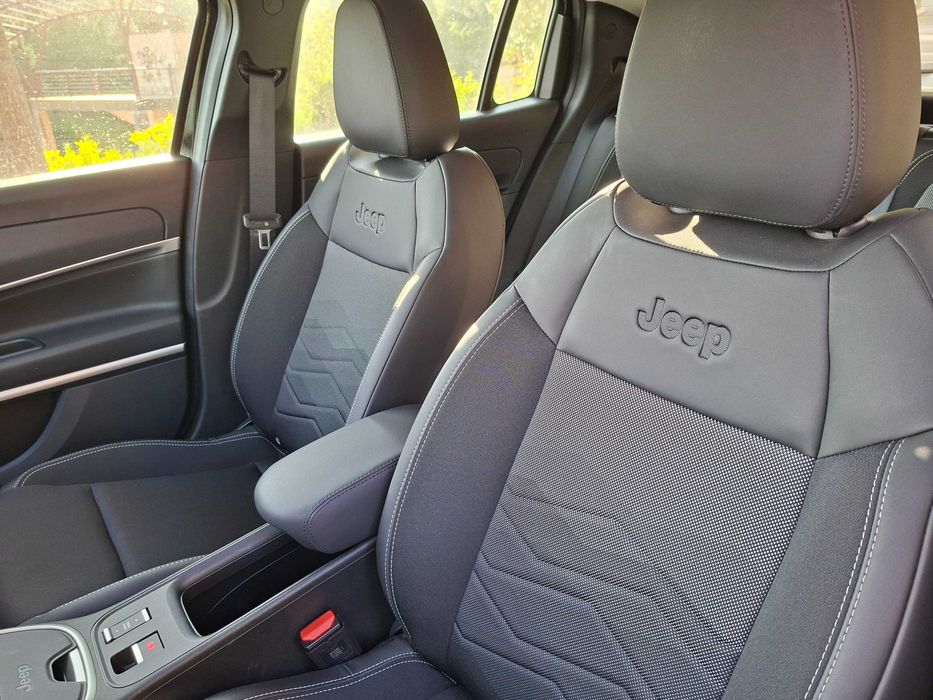 JEEP AVENGER com garantia do fabricante