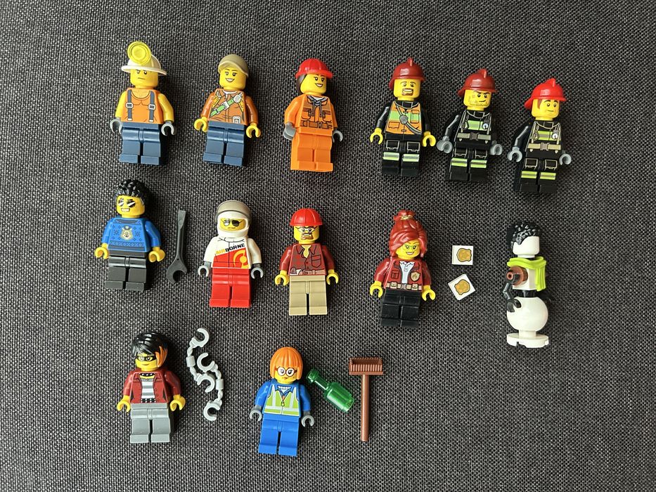 Lego мініфігурки оригінал