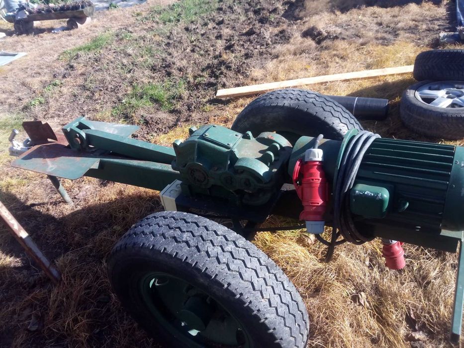 Rębak łuparka do rąbania drewna