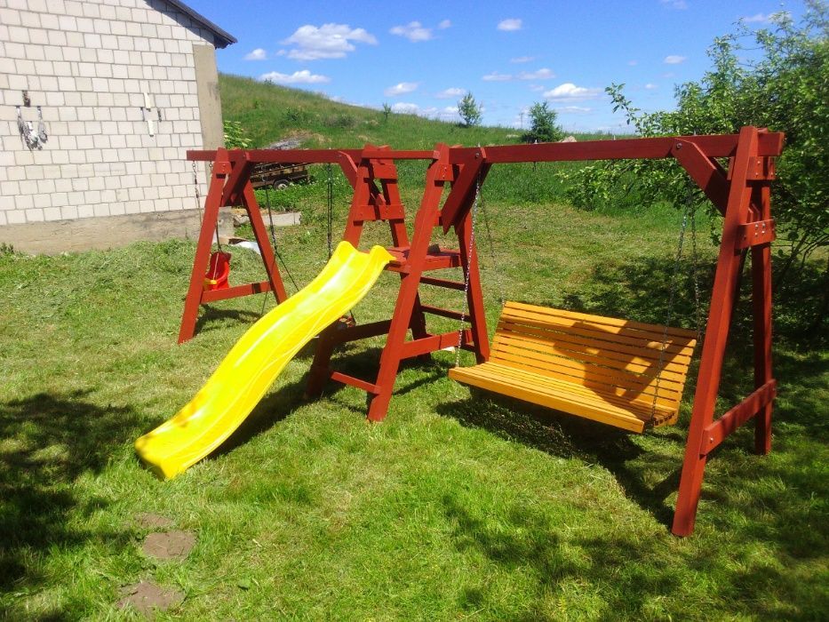 Plac, huśtawka, wyroby ogrodowe z drewna
