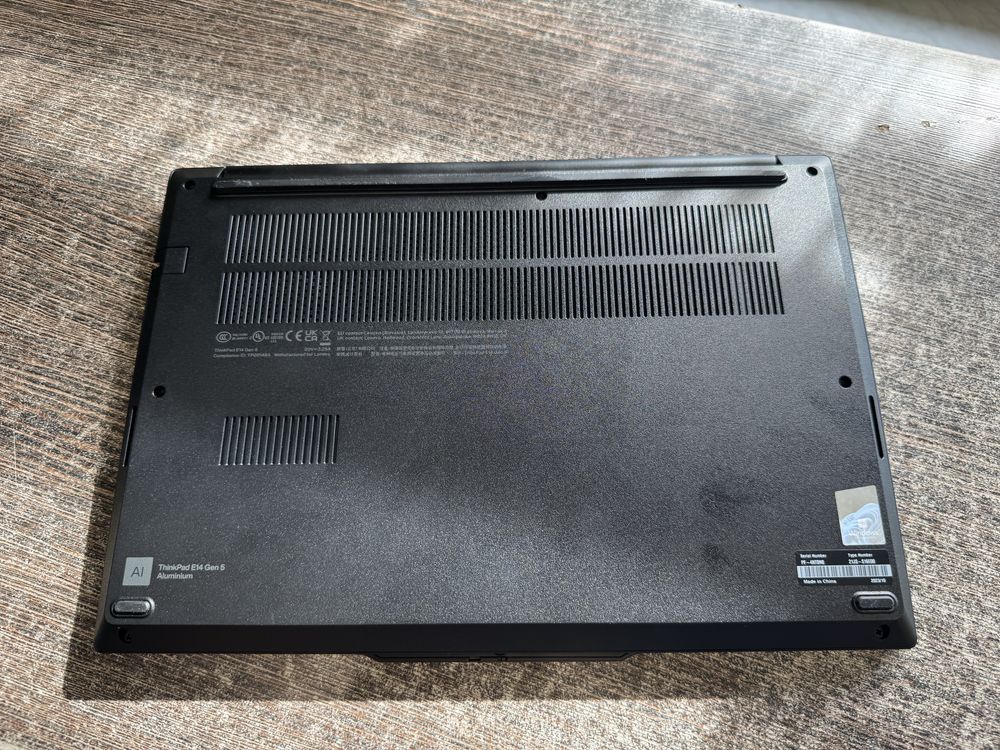 Laptop Lenovo ThinkPad E14 Ryzen 5 7530U 16GB 256GB SSD W11 Pro