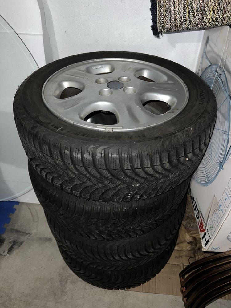 Rodas completas com pneus novos 185/55 R15