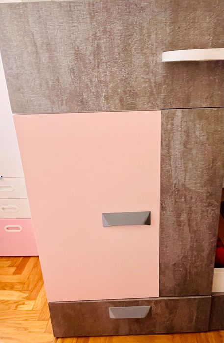 Beliche Menina (Rosa e Cinzento) com roupeiro incorporado