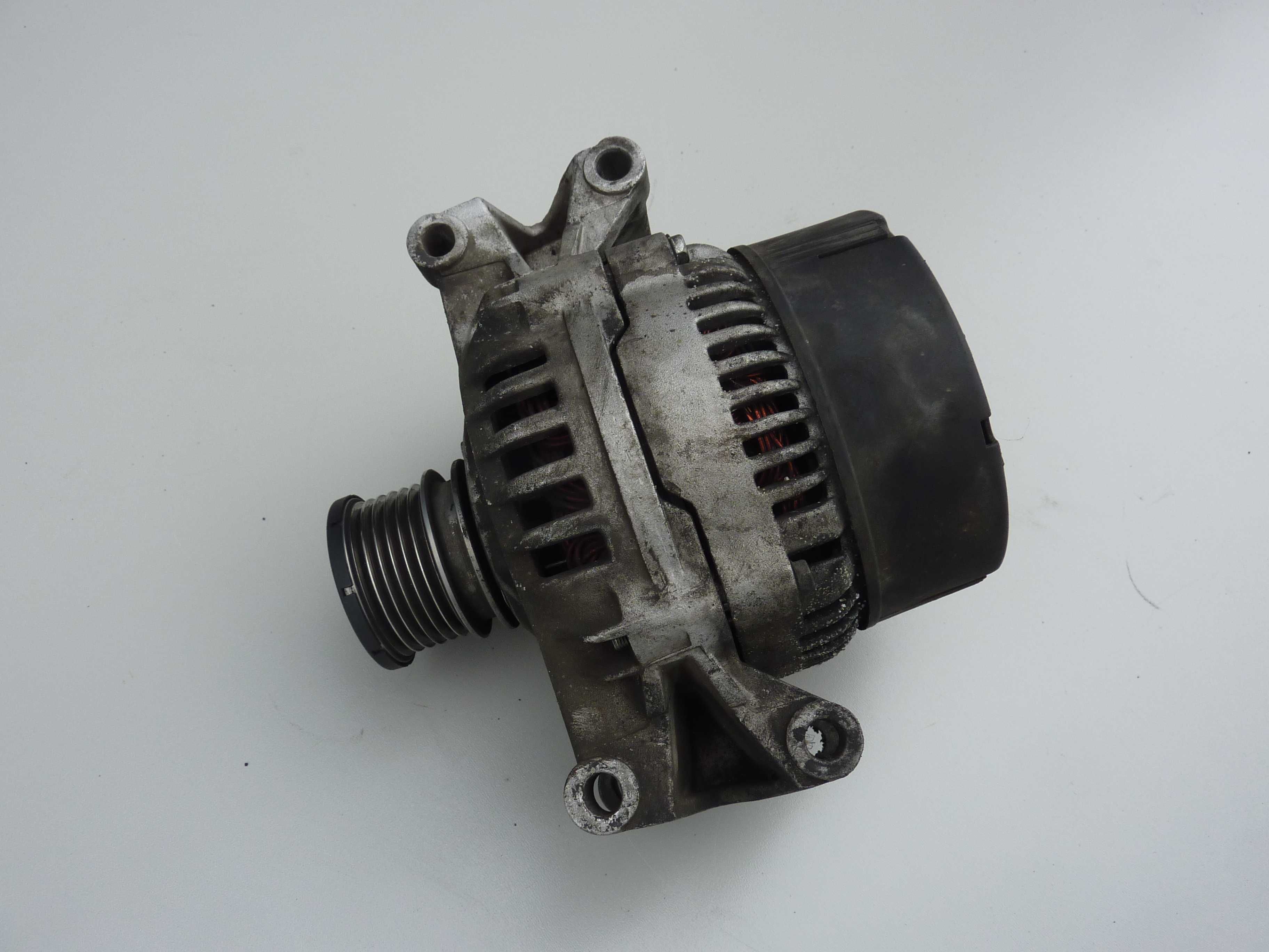 MERCEDES SPRINTER W903 2,2 CDI alternator 12V 90A prawie nowy GWARANCJ
