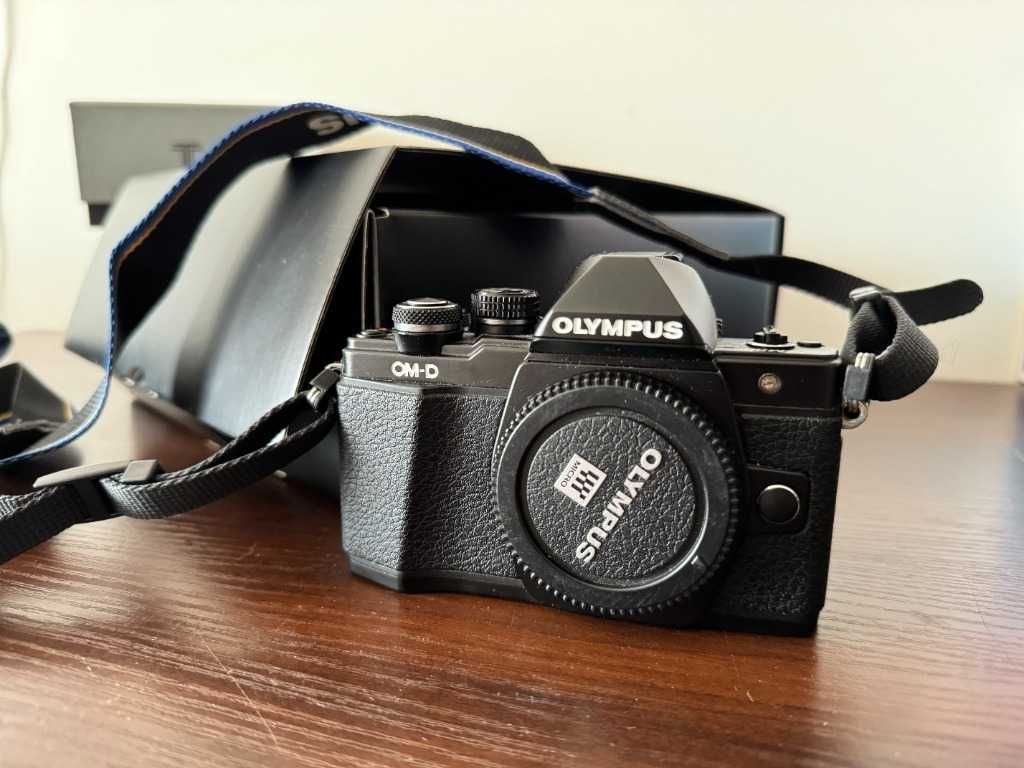 Aparat Olympus OM-D E-M10 MARK II + 3 obiektywy