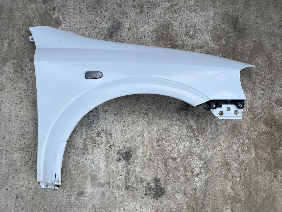 Передні крила Opel Astra G