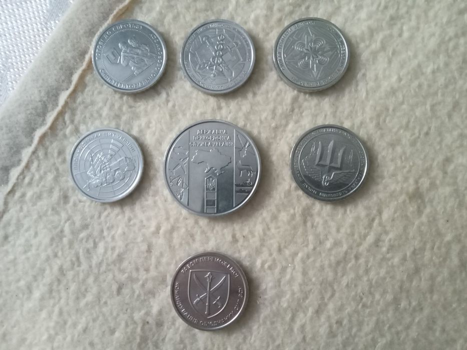 Продам різні монети