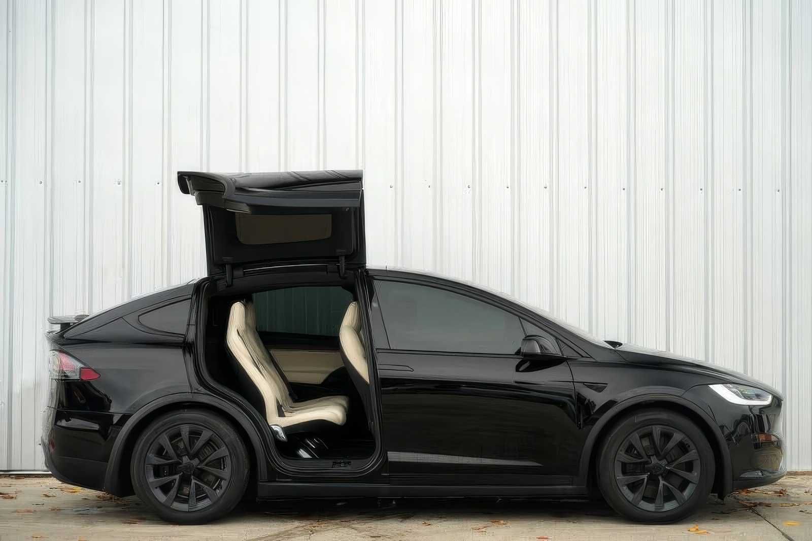 2022 Tesla Model X AWD