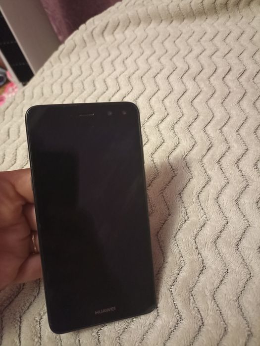 Телефон HUAWEI на запчасті