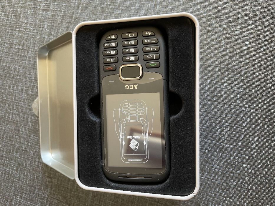 Telemóvel AEG Dual Sim modelo BTX330 Transformer, novo