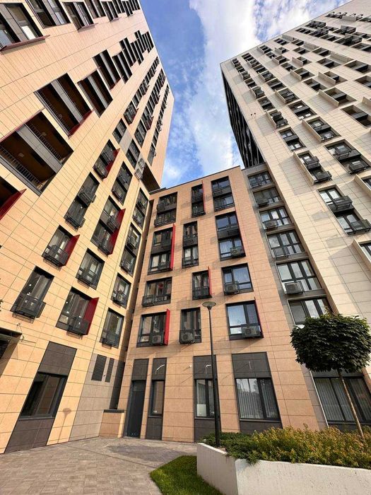 Бізнес клас.   ЖК TIME.  2к-75кв. Центр. Площа Украинских Героїв 10хв