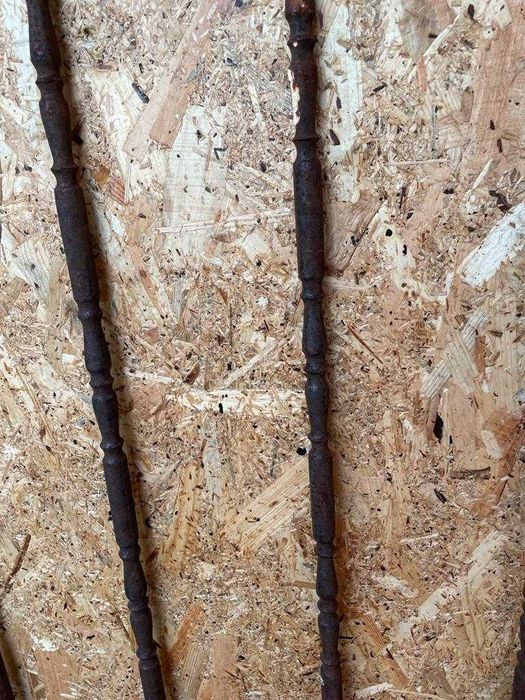 Gradeamento para janela em ferro antigo maciço