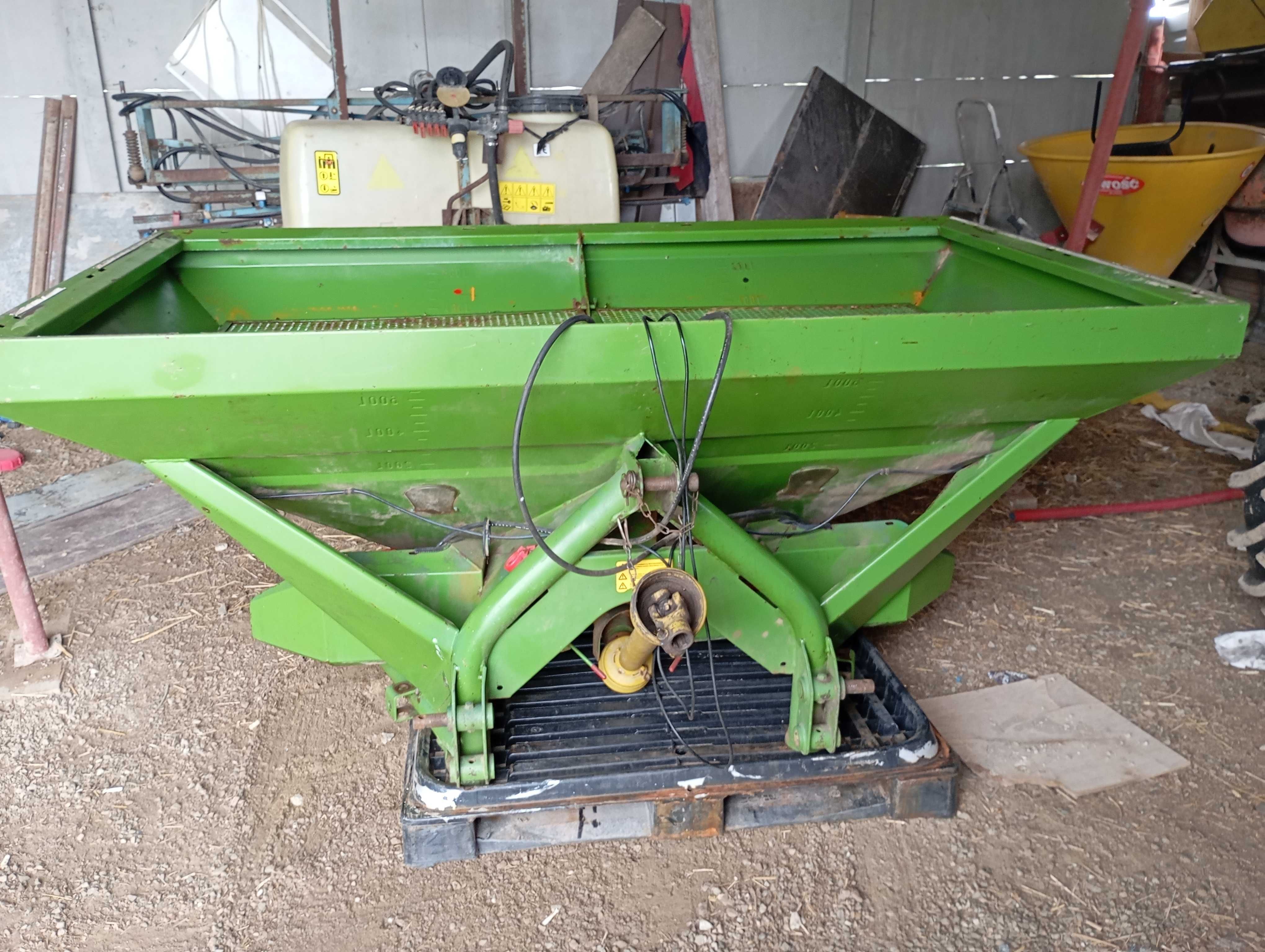 Siewnik Amazone d8 d7 30 25  Za-u1501 rozsiewacz amazone