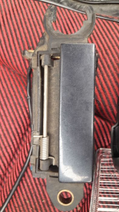 Подушка двигуна 2.8 ауді 100 с4