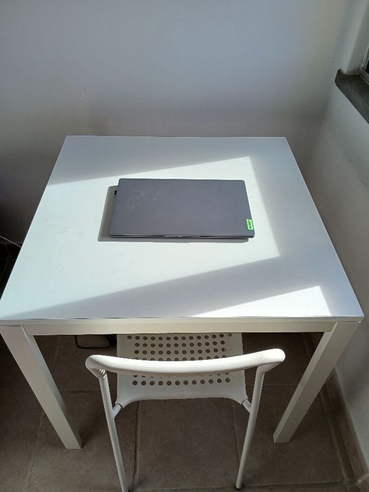Mesa Ikea para Escritório ou cozinha