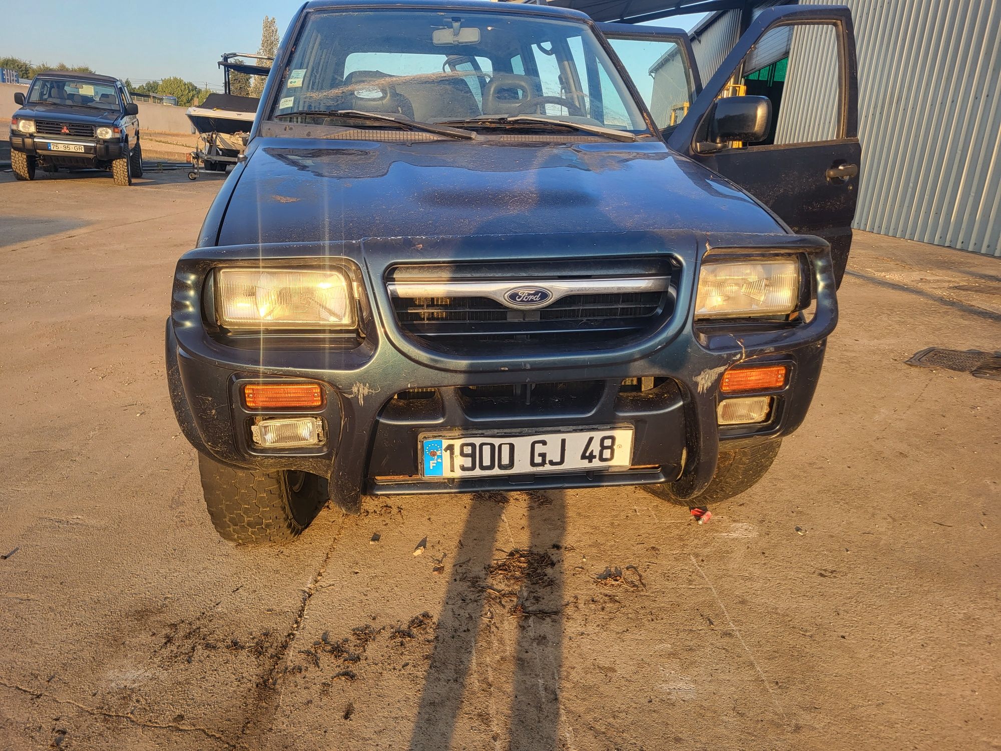 Terrano II  para peças
