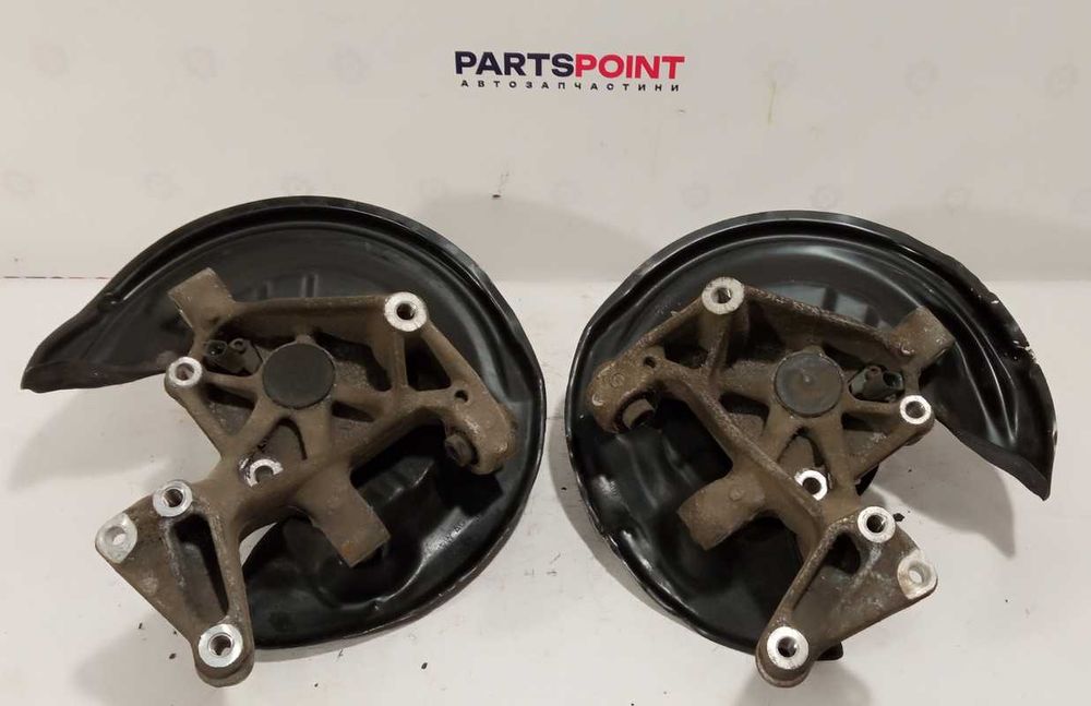 Цапфа поворотний кулак перед зад VW Passat B7 2010-2014 (оригінал)