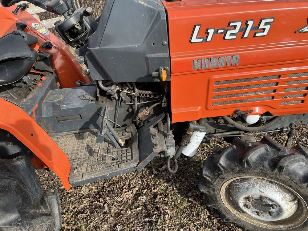 Kubota L-215 ,кубота