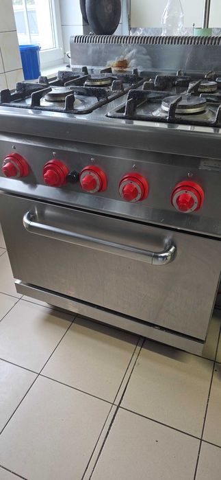 Gastronomiczna kuchnia gazowa Bertos