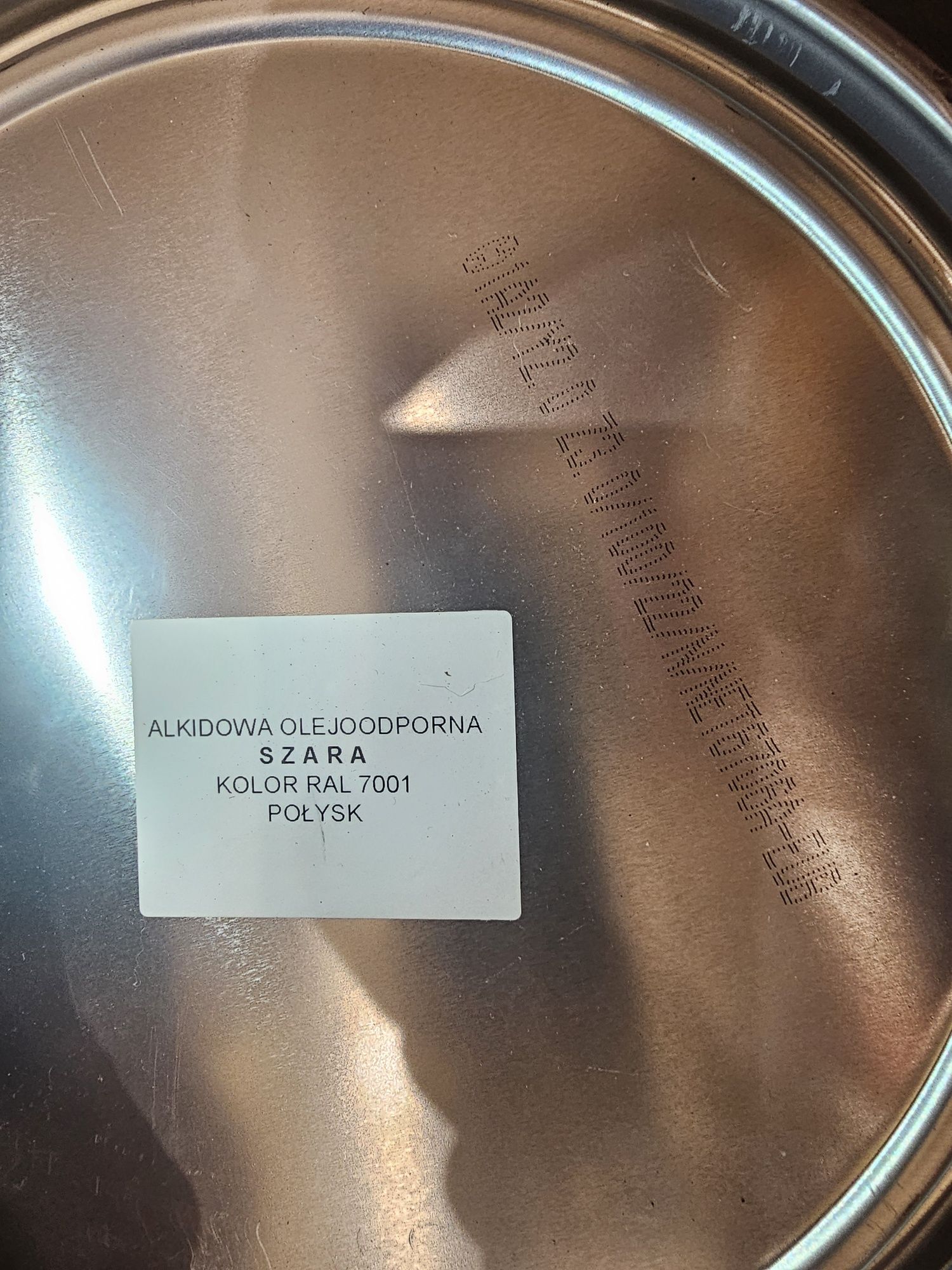 Farba Hempel szara lub czarna
