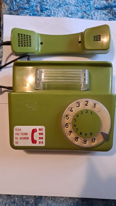 Stary aparat telefoniczny