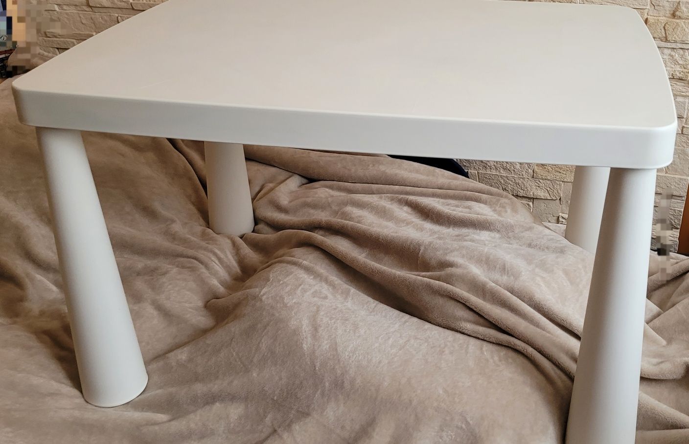 Ikea Mammut stolik stół dziecięcy ok 75cmx55cmx46cm