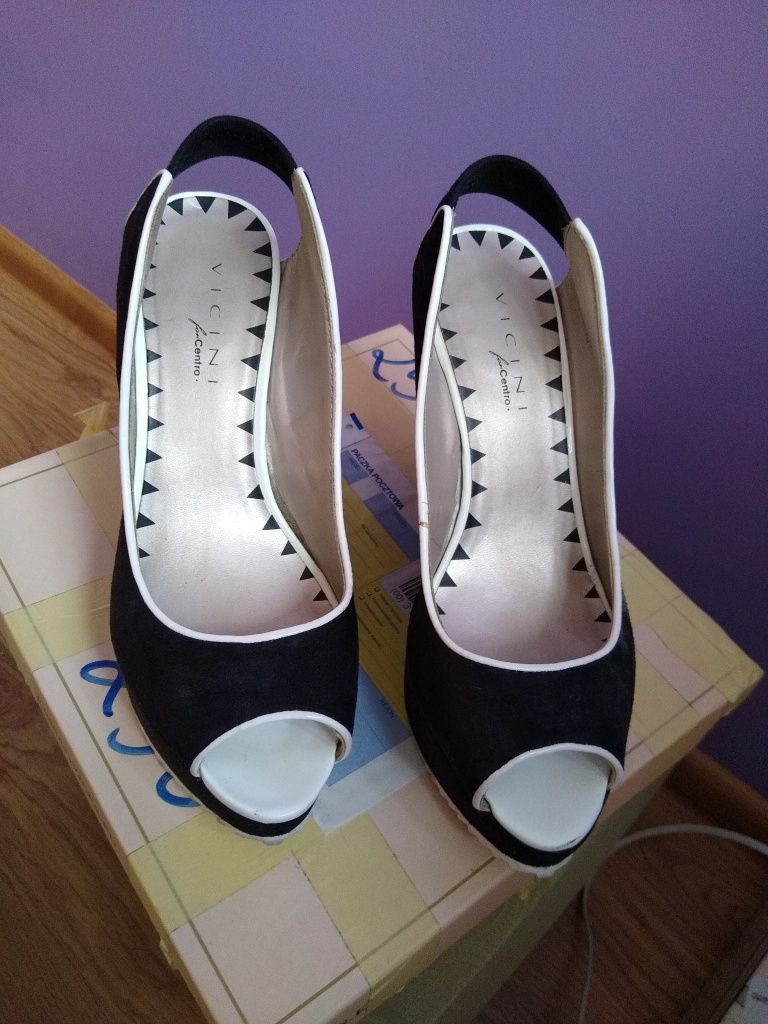 Buty koturny roz. 39