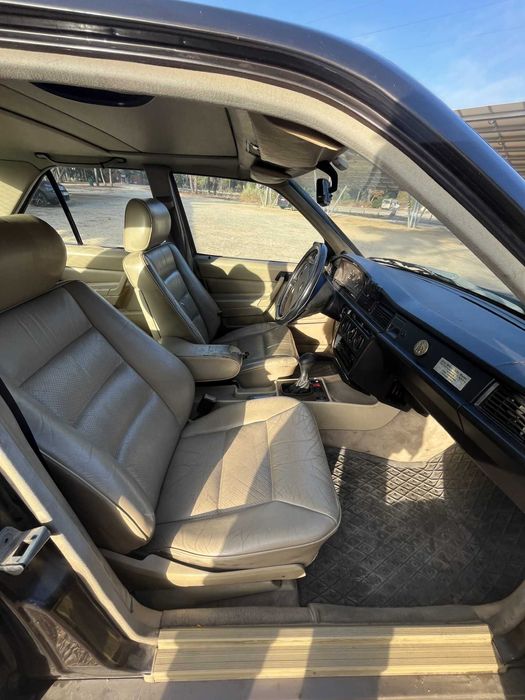 Mercedes-Benz 190 D 2.0 5v (W201) - Clássico de 1988