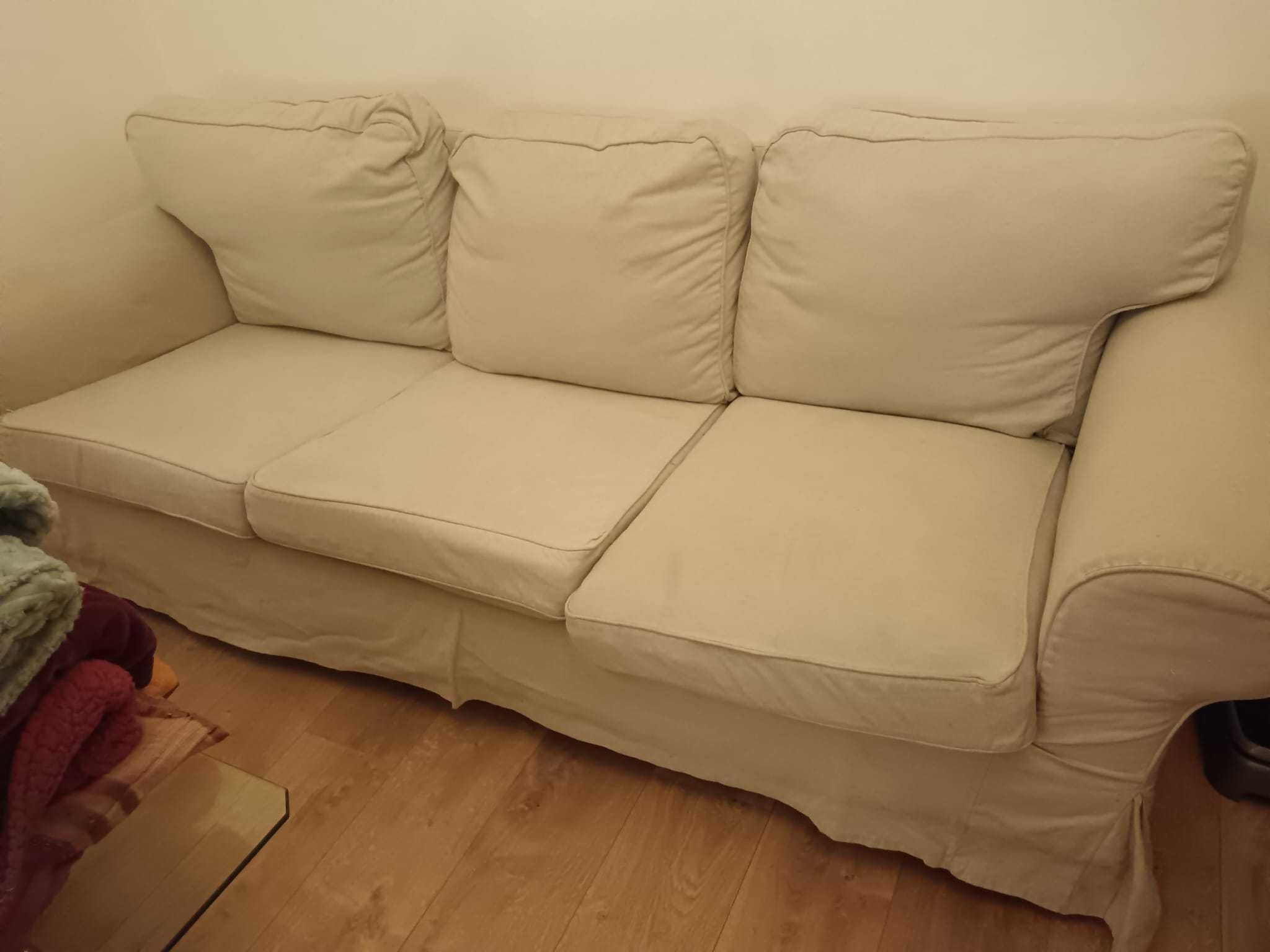 Sofa EKTORP usado em bom estado