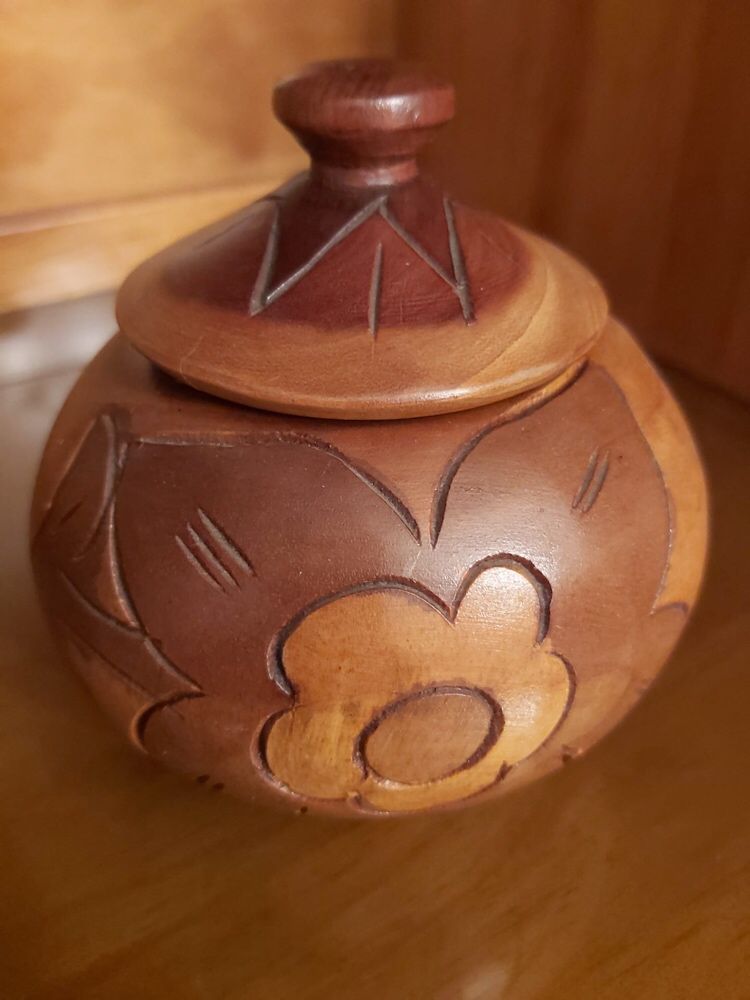 5€ Vendo cada peça decorativa artesanato