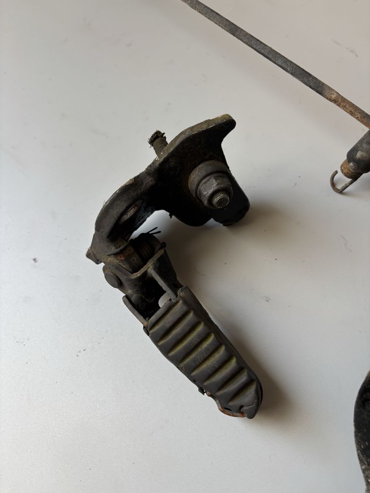 Nóżka hamulcowa Podnóżki HONDA TRANSALP 600 XL