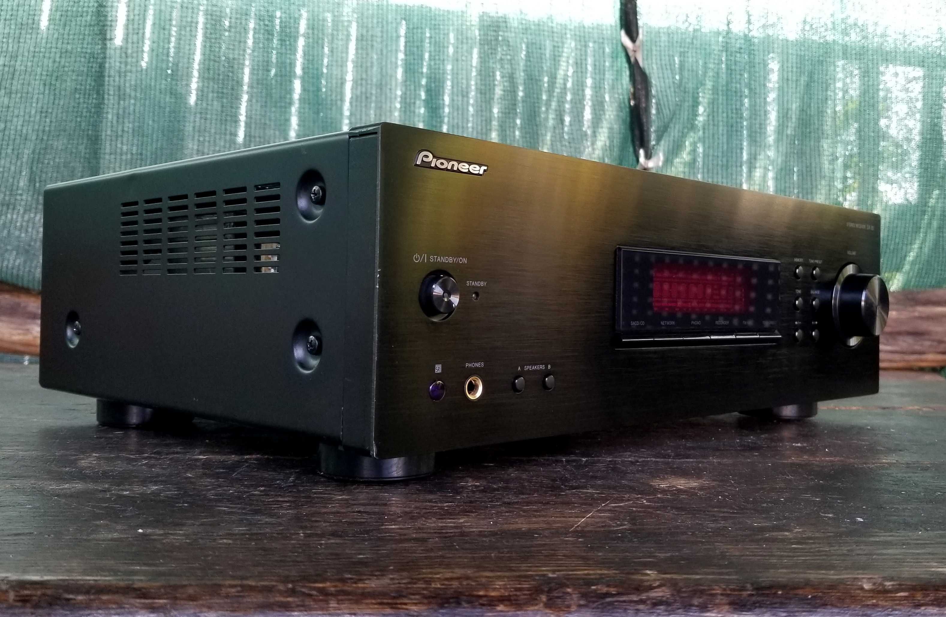 Pioneer SX-20 стерео ресивер.  2 x 100Вт.