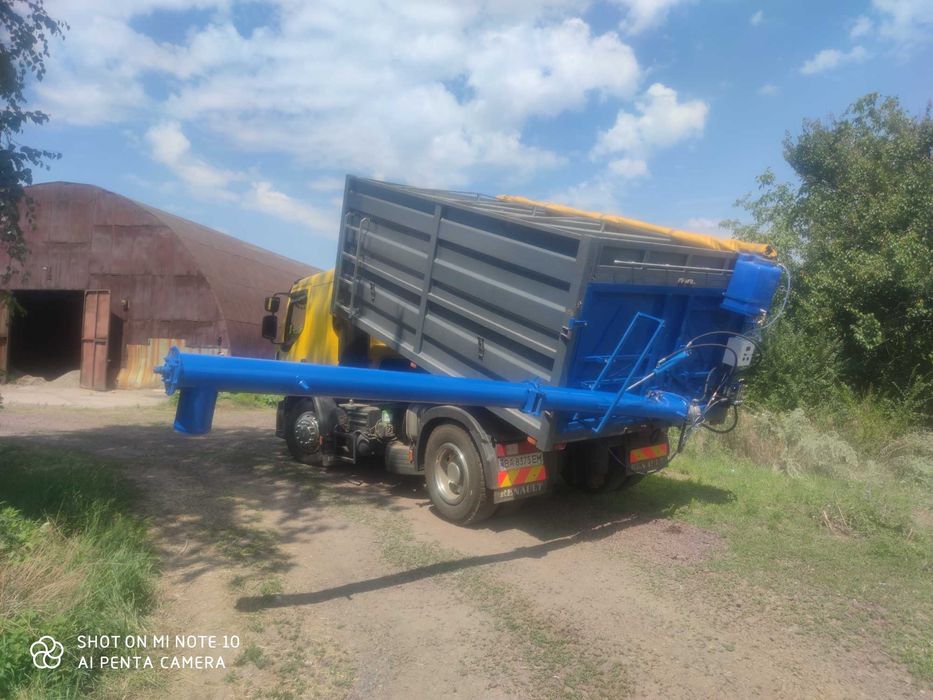 Завантажувач сівалки ЗС-30.