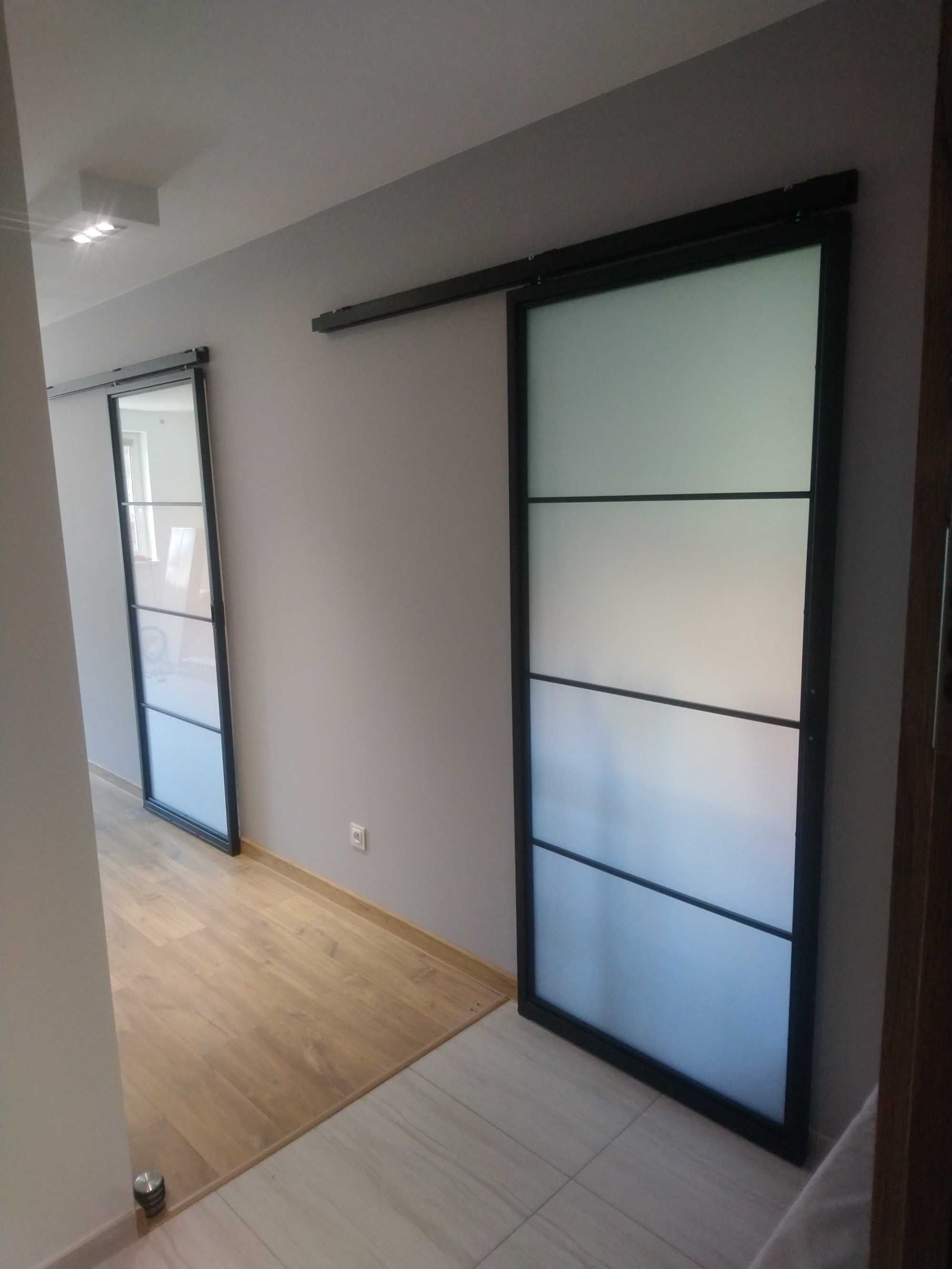 Drzwi przesuwne loft metal stal z lustrem z szybą cichy domyk