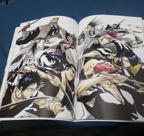Артбук All Colour But the Black: The Art of Bleach Art Book Бліч