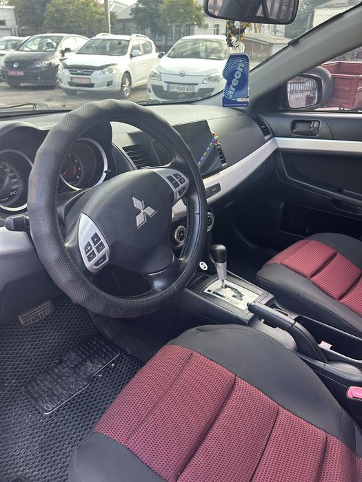 Mitsubishi Lancer 10