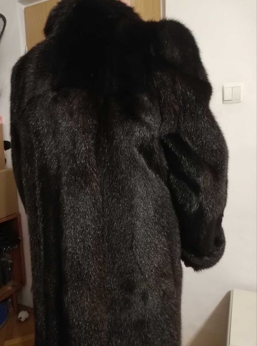 Naturalne futro z dzikich norek - Made in Mongolia - Super stan