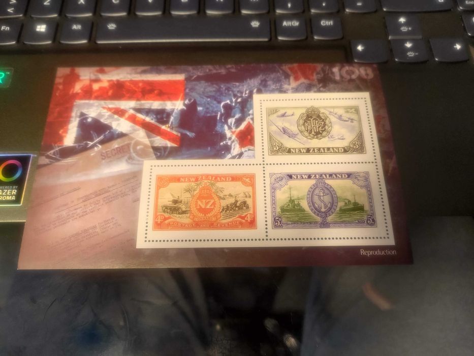 CERES Collection of Very Rare New Zealand Armed Forces - Selos