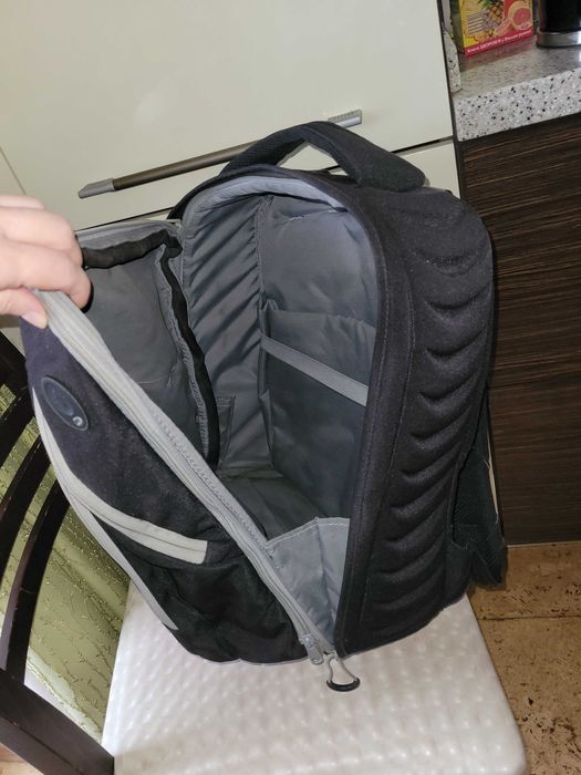 Рюкзак ортопедический с отделением для планшета/ выходом для наушников