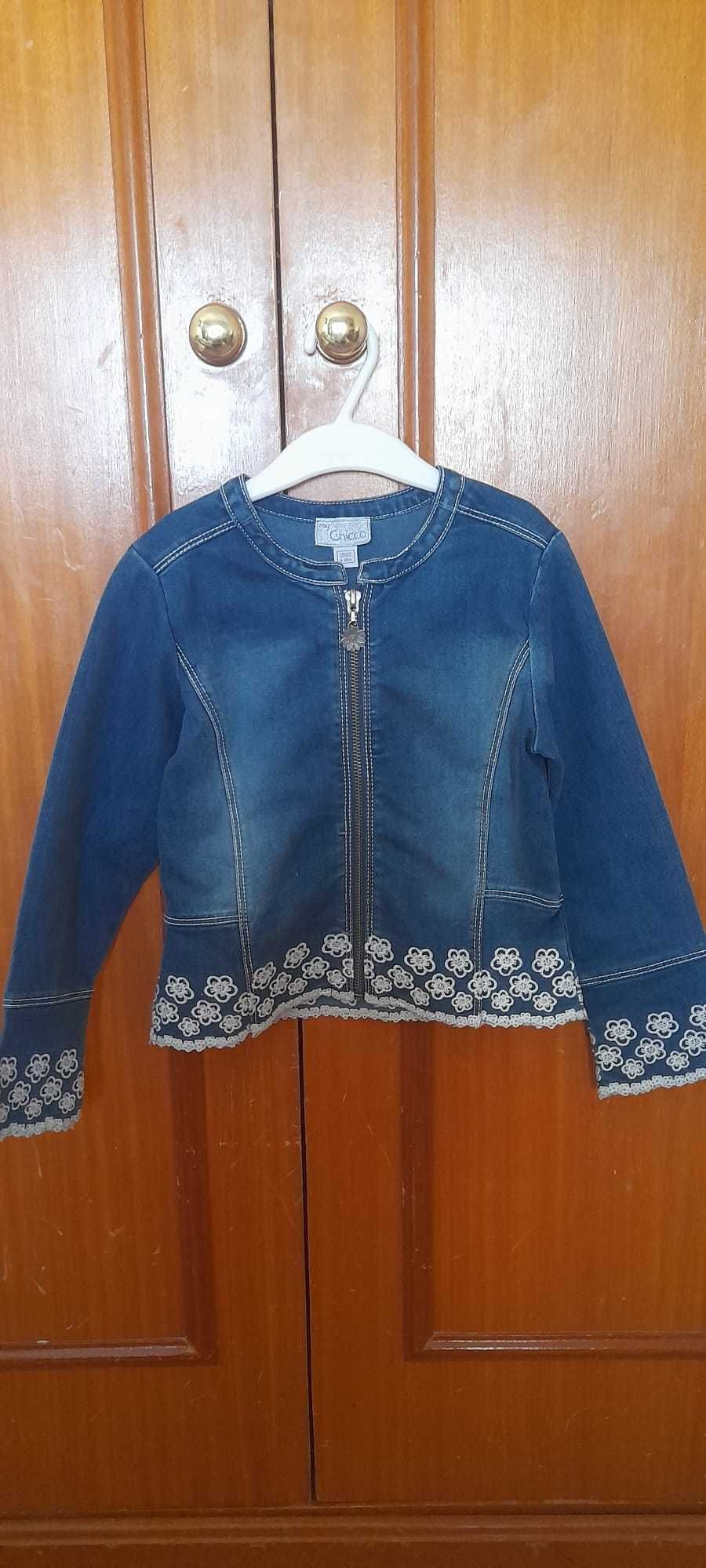 Conjunto chicco saia e casaco com pouco uso