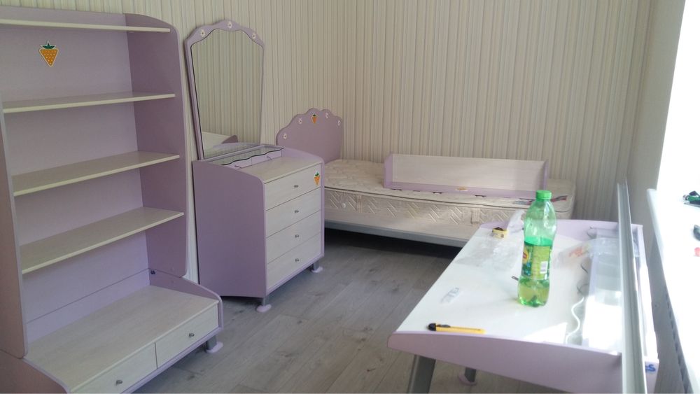 Продам детскую мебель Cilek