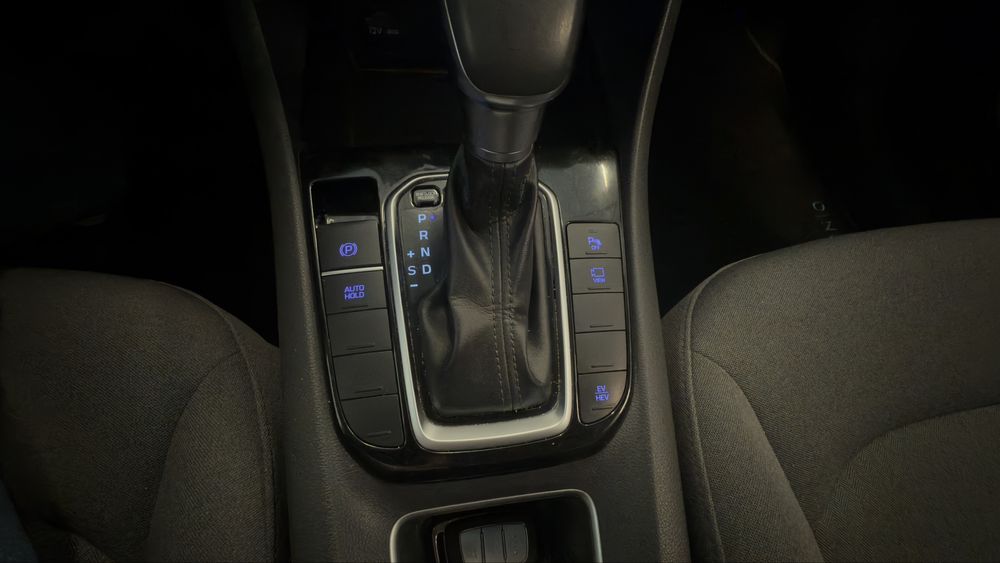 Hyundai Plug-in 2020