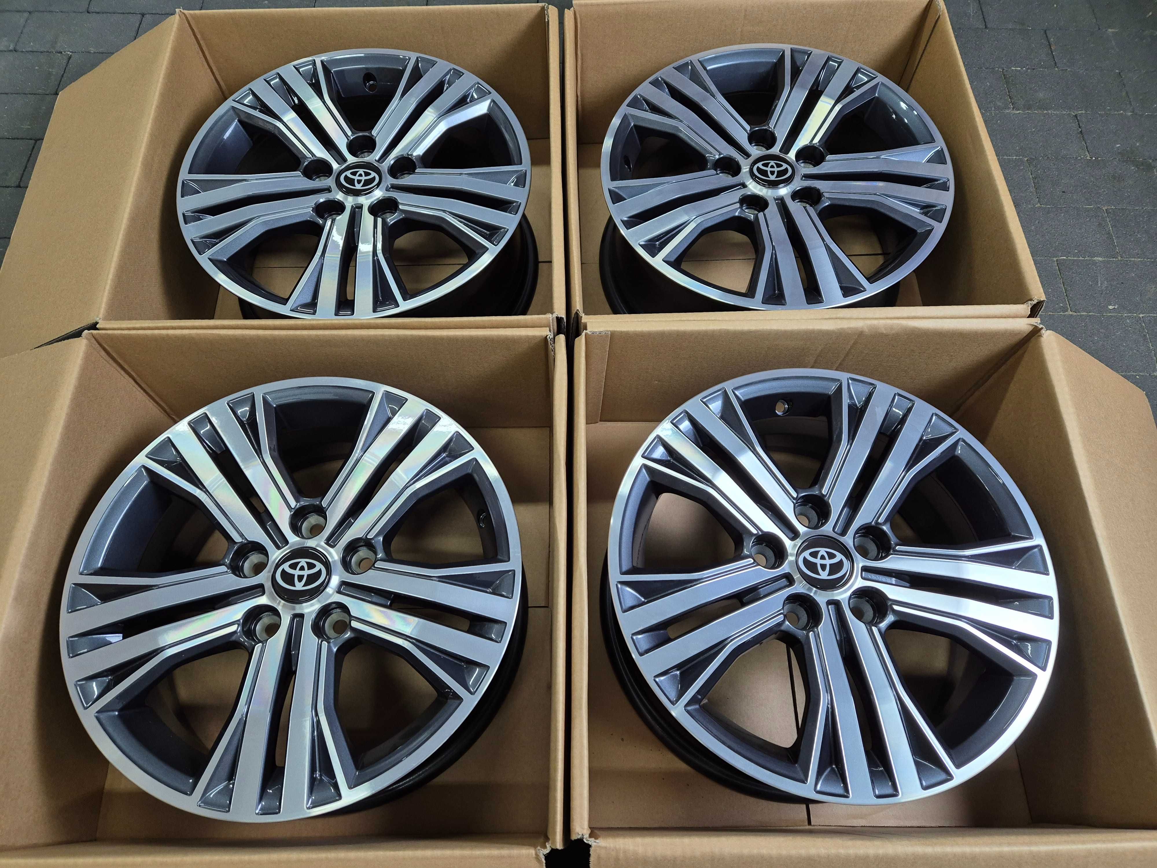 Felgi 16 TOYOTA Auris Avensis Camry Corolla Yaris Cross RAV4 5x114,3