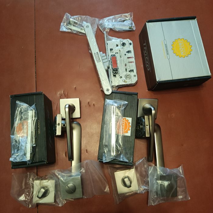 Ручка межкомнатная комплект